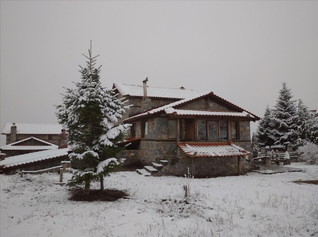 For Sale Detached house 120 m² in Pella