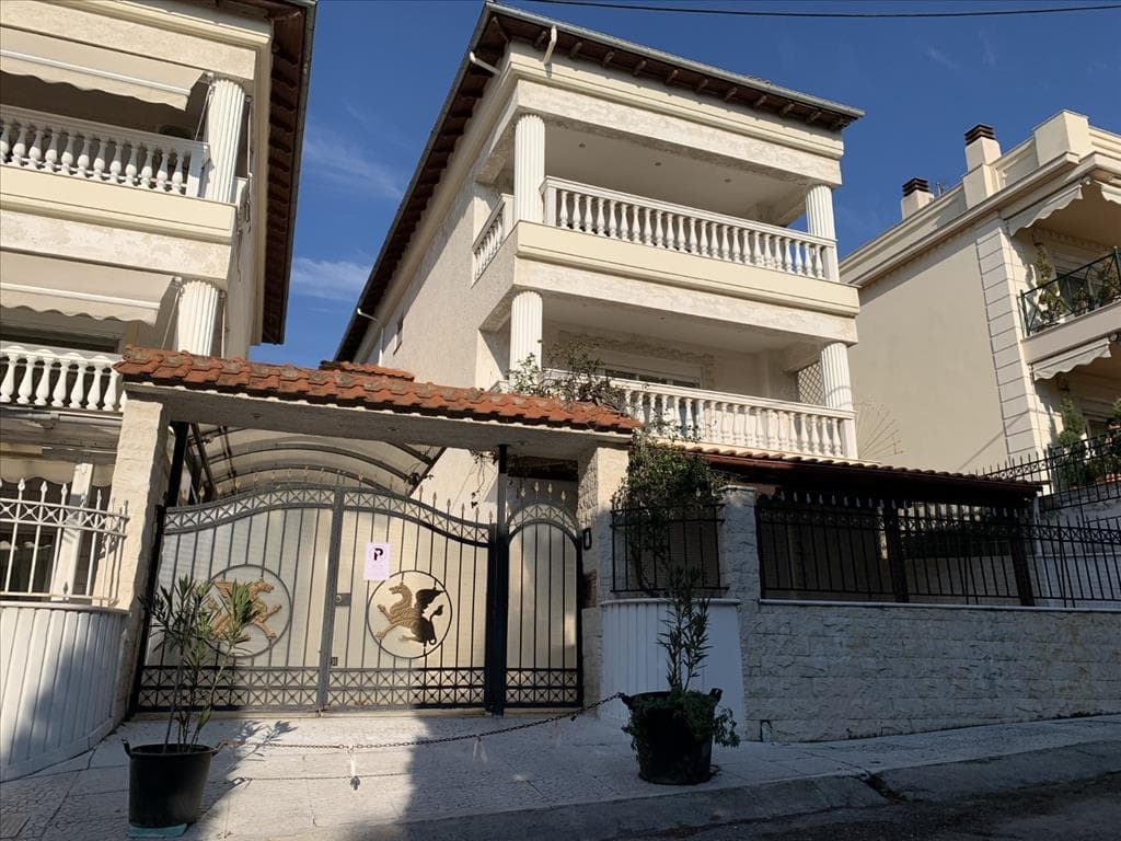For Sale Detached house 380 m² in the suburbs of Thessaloniki