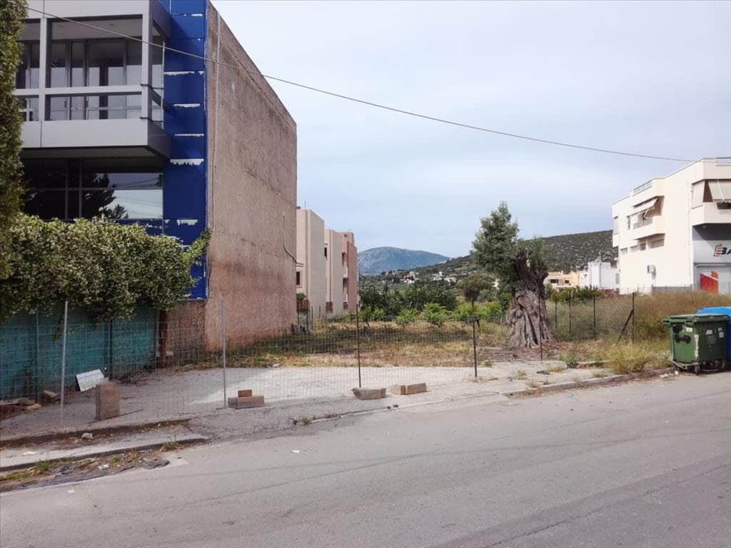 For Sale Land 881 m² in Athens
