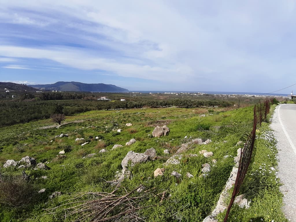 Seaside Plot of Land with Building Permission in Georgioupoli