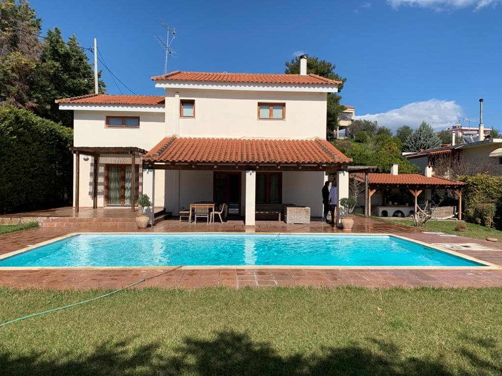 Spacious Two-Bed Villa with Private Pool in Sikamino, Attica
