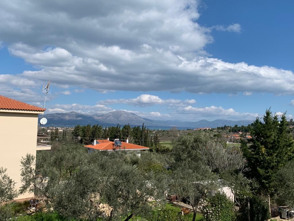 Spacious 1-Storey House with Sea Views in Oropos