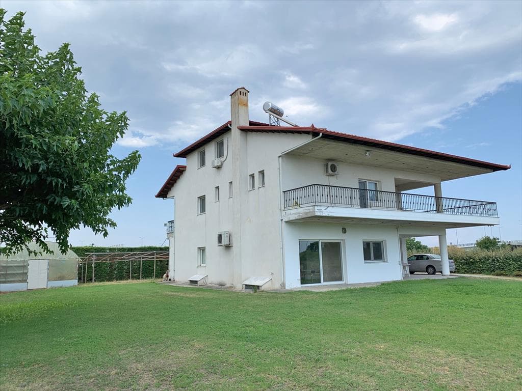 For Sale Detached house 519 m² on the Olympic Coast