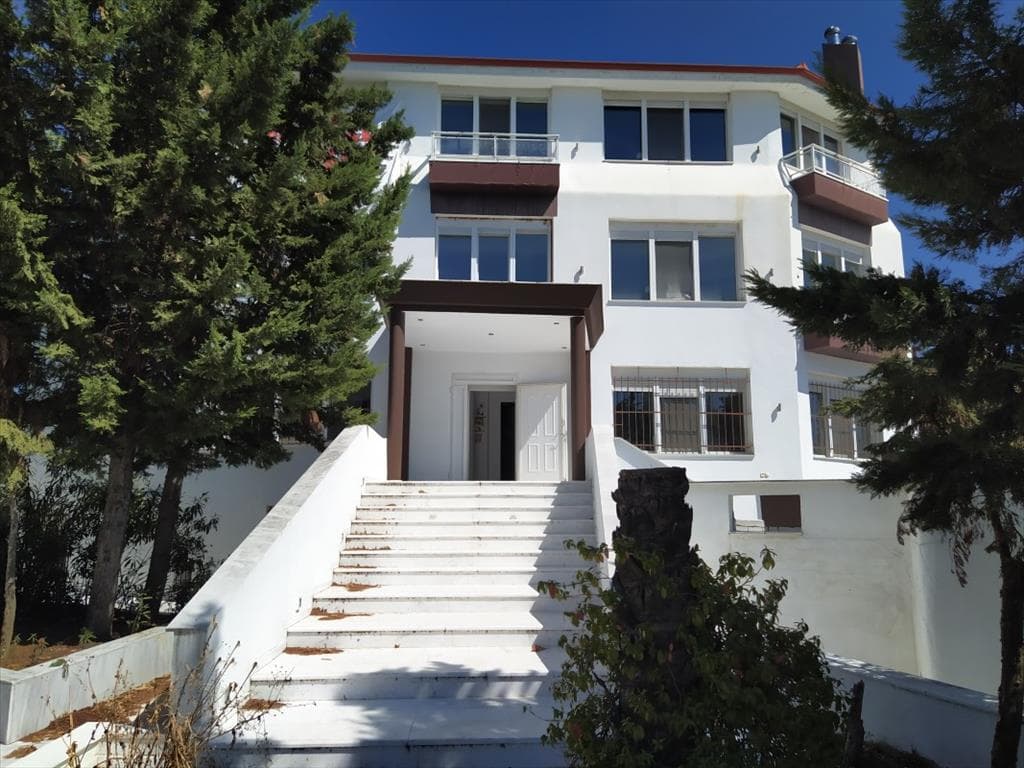 For Sale Maisonette 300 m² in the suburbs of Thessaloniki