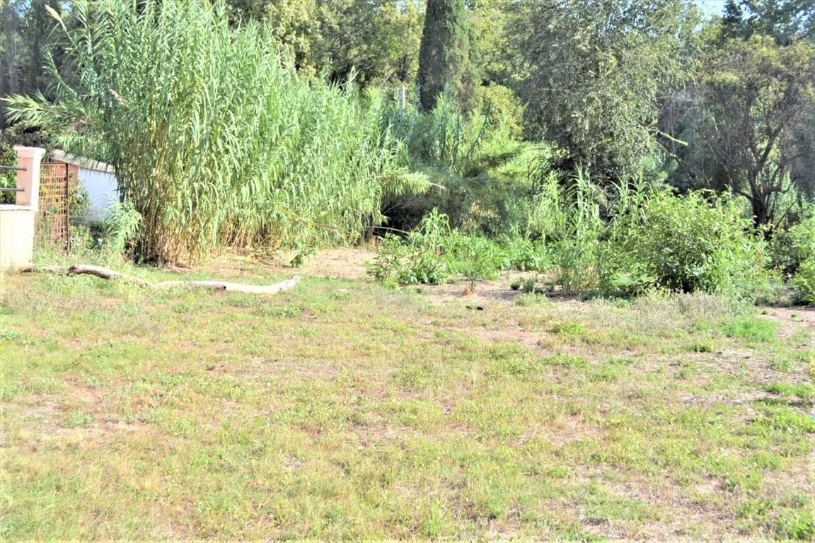 For Sale Land 3000 m² in Corfu