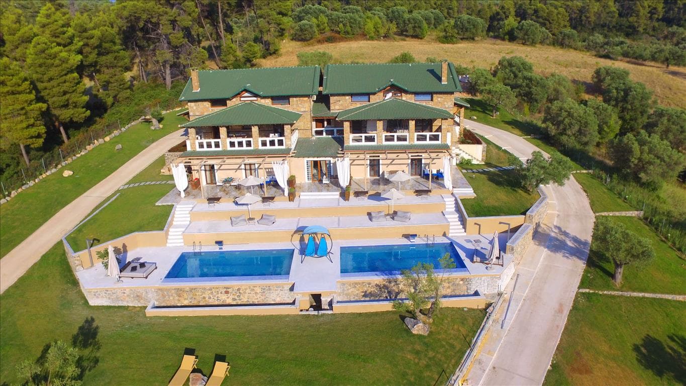 For Sale Villa 420 m² in Kassandra, Chalkidiki
