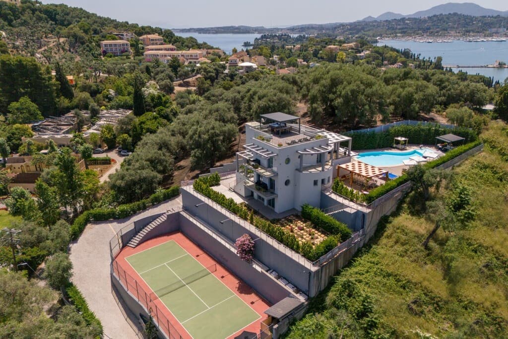 For Sale Villa 436 m² in Corfu