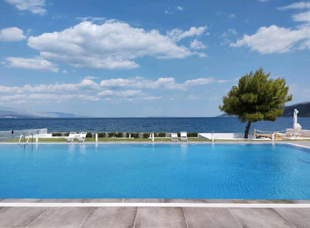 For Sale Villa 765 m² in Eastern Peloponnese
