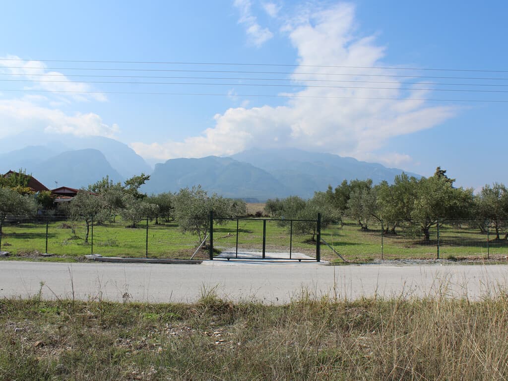 For Sale Land 2500 m² on the Olympic Coast