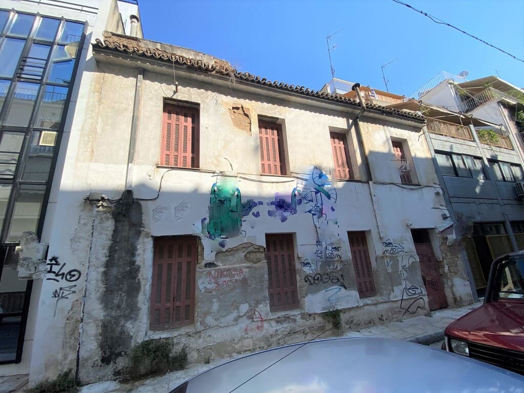 For Sale Land 157 m² in Athens