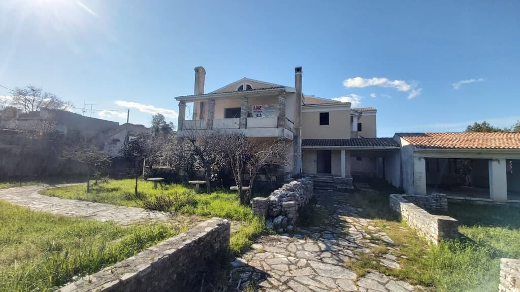 For Sale Detached house 368 m² in Corfu