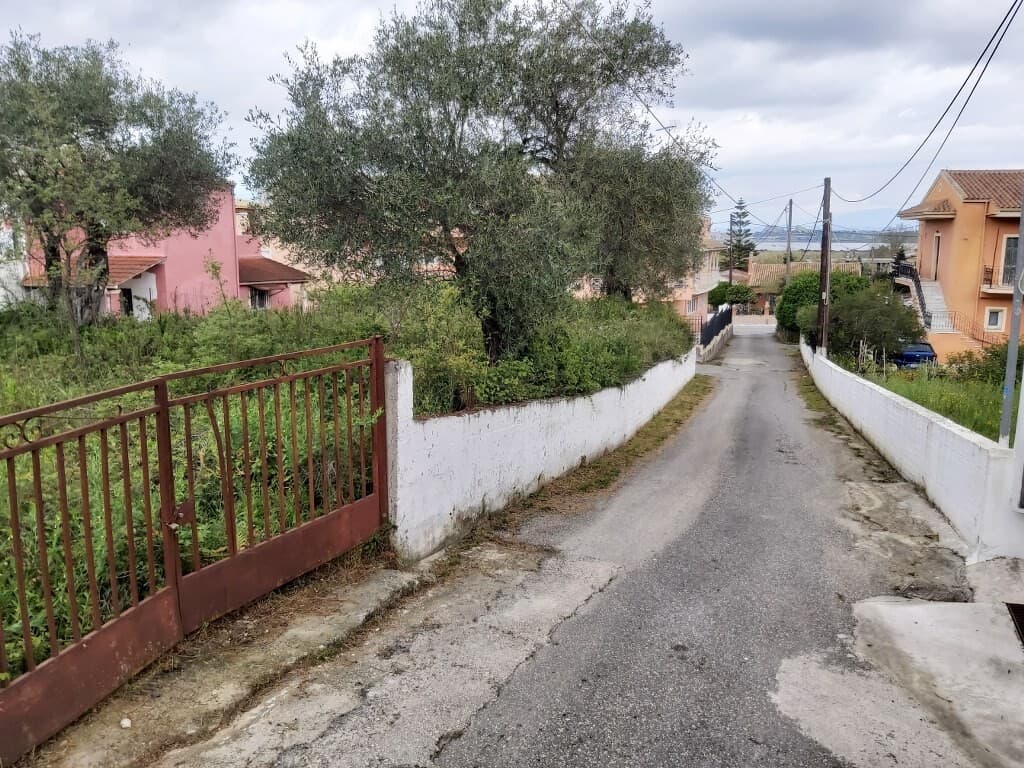 For Sale Land 727 m² in Corfu