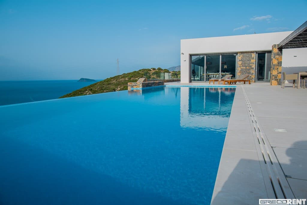 For Sale Villa 420 m² in Crete