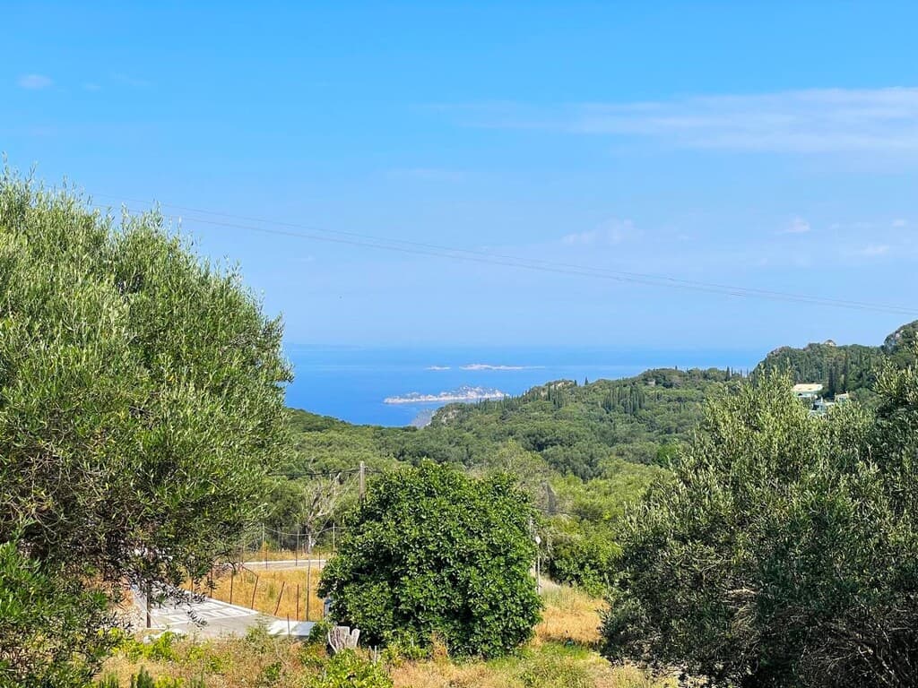 For Sale Land 1222 m² in Corfu
