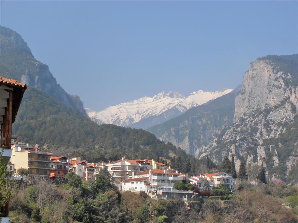 For Sale Land 325 m² on the Olympic Coast