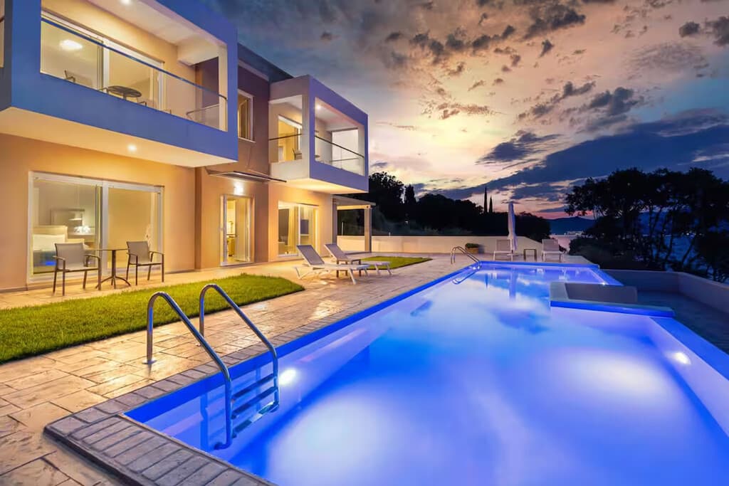 For Sale Villa 152 m² in Corfu
