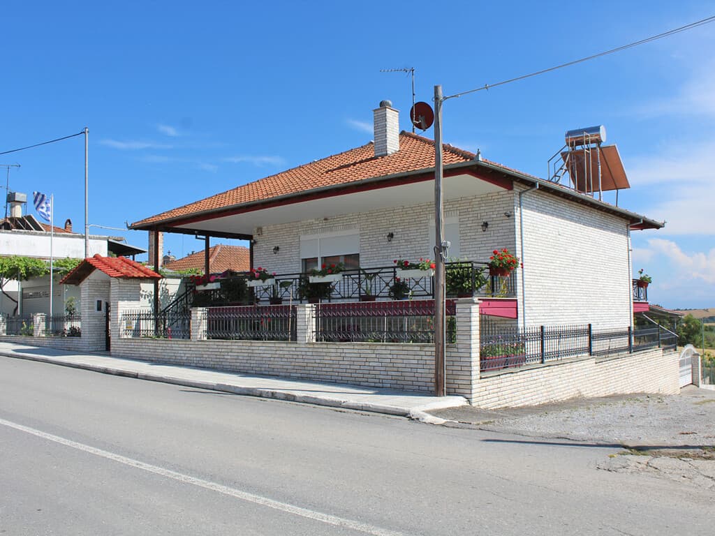 For Sale Detached house 285 m² on the Olympic Coast