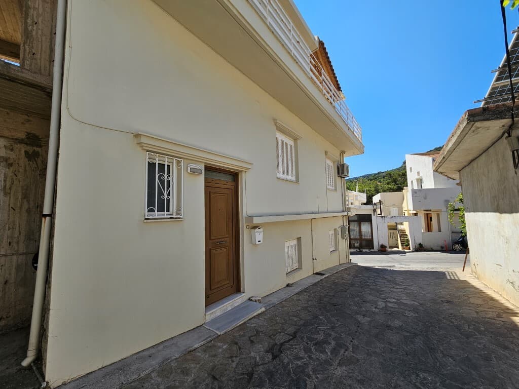 For Sale Maisonette 200 m² in Crete