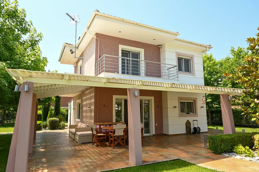 For Sale Detached house 96 m² on the Olympic Coast
