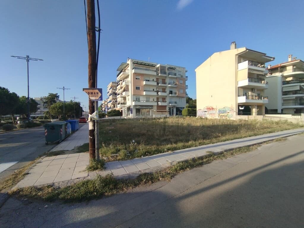 For Sale Land 602 m² in the suburbs of Thessaloniki