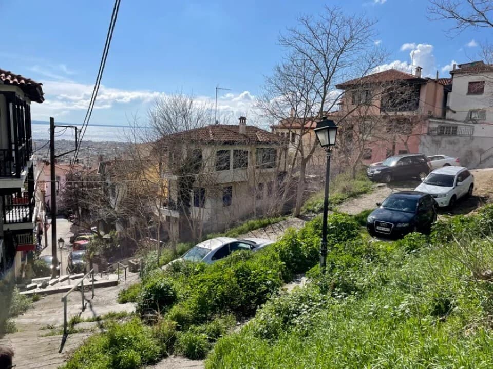 For Sale Land 140 m² in Thessaloniki