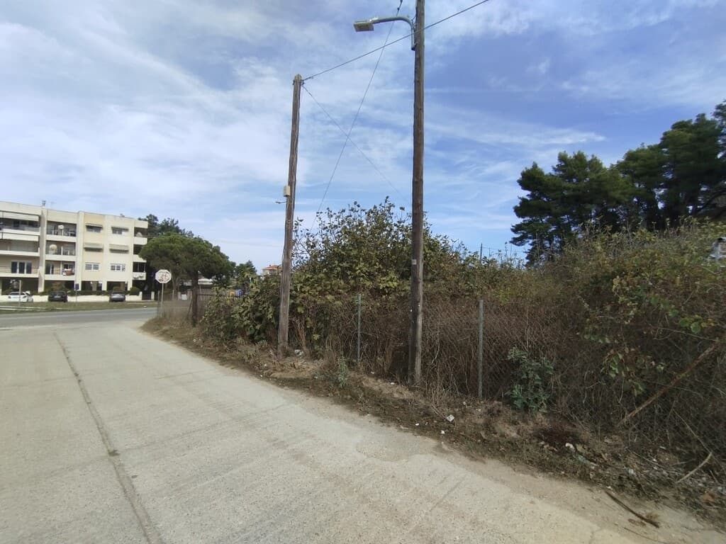 For Sale Land 926 m² in the suburbs of Thessaloniki