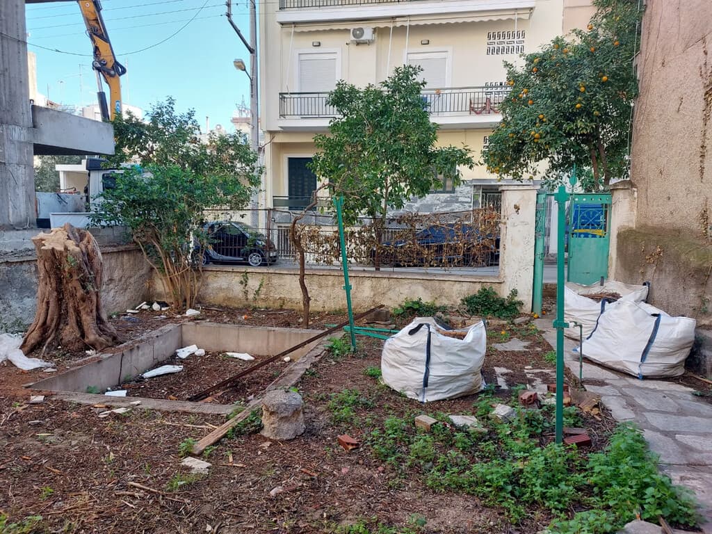 For Sale Land 180 m² in Athens