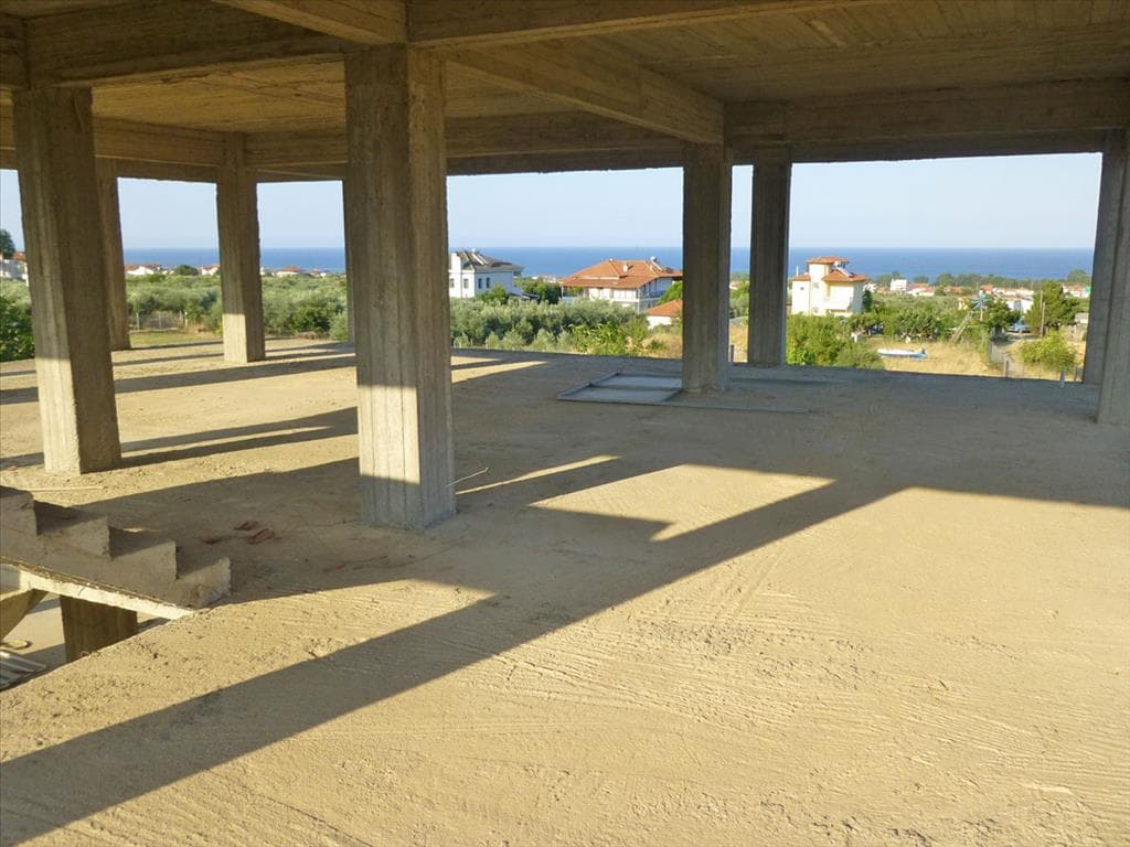 For Sale Detached house 450 m² on the Olympic Coast
