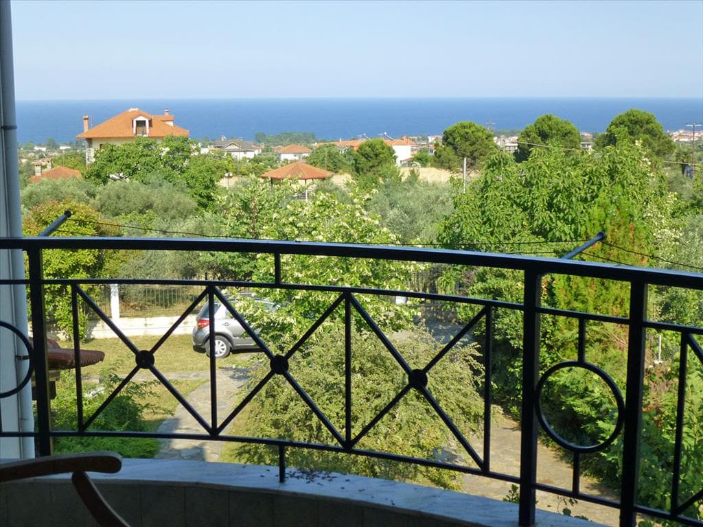 For Sale Villa 220 m² on the Olympic Coast