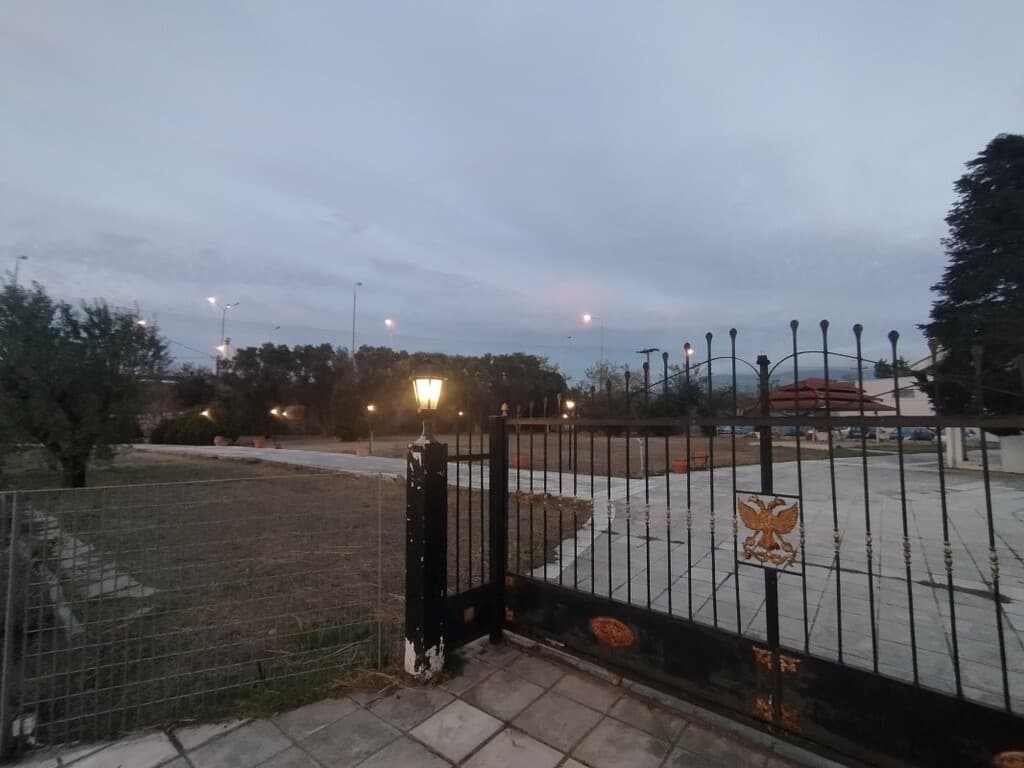 For Sale Land 3800 m² in the suburbs of Thessaloniki