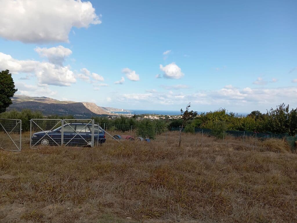For Sale Land 2031 m² in Crete