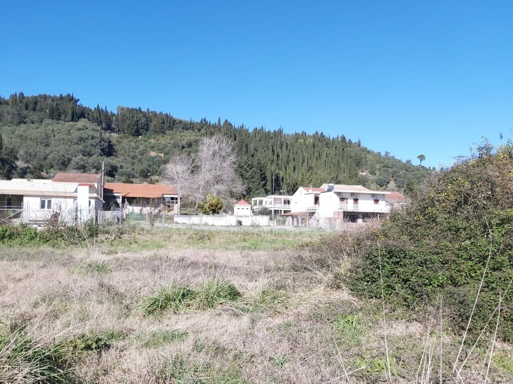 For Sale Land 1500 m² in Corfu