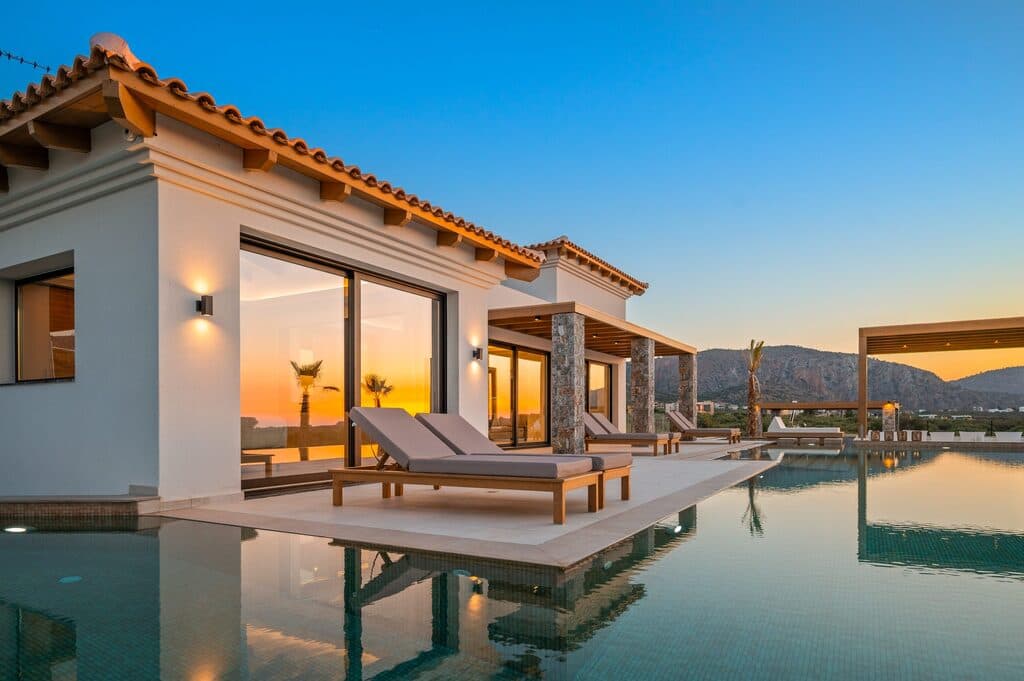 For Sale Villa 350 m² in Crete