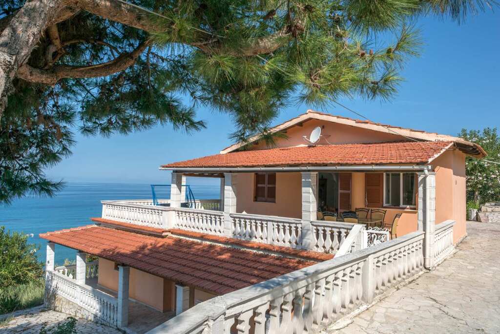 For Sale Villa 265 m² in Corfu