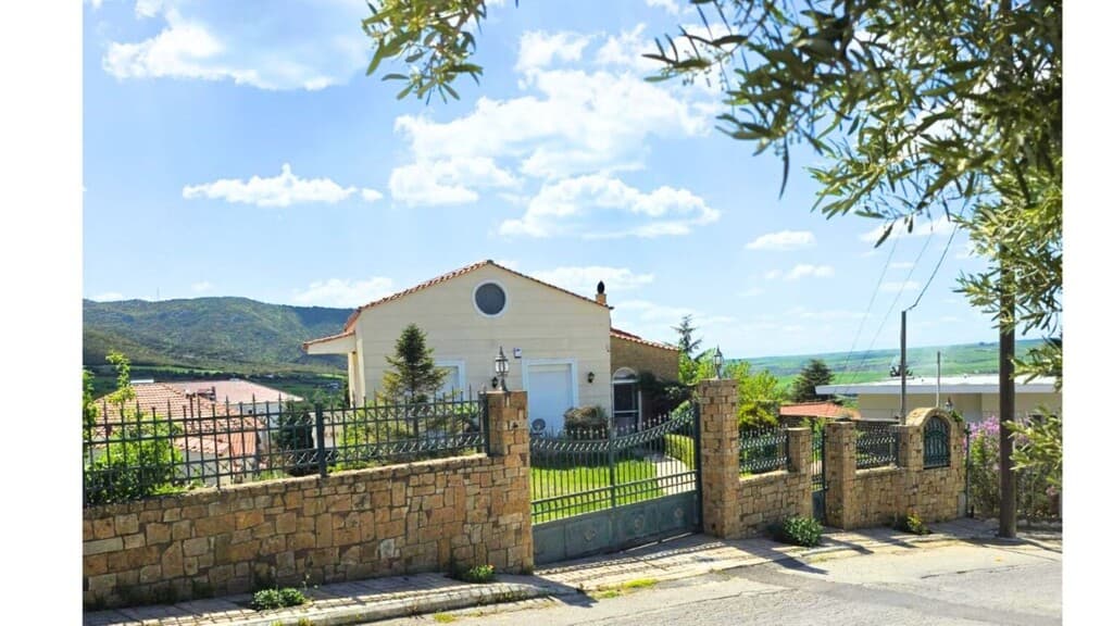 For Sale Detached house 360 m² in Thessaloniki
