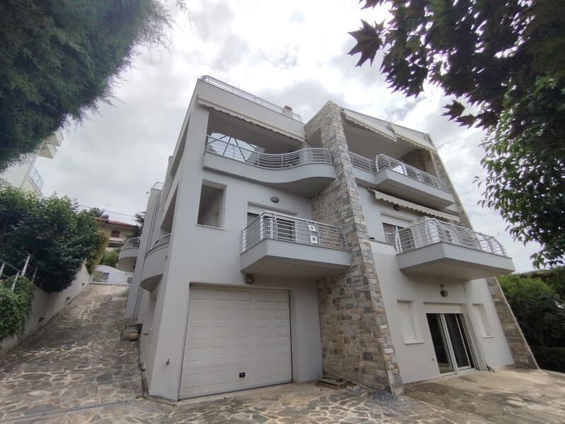 For Sale Detached house 474 m² in the suburbs of Thessaloniki