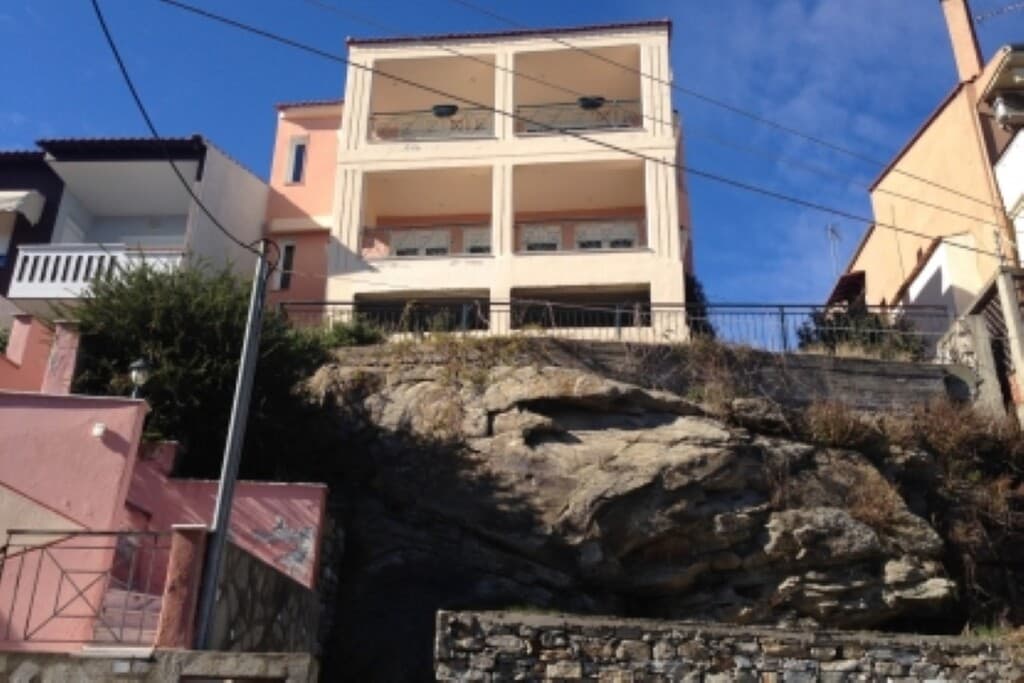 For Sale Maisonette 220 m² in Kavala