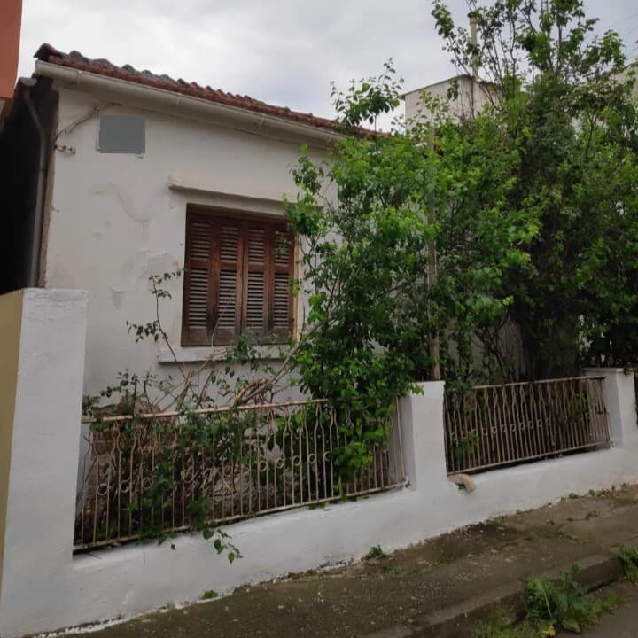 For Sale Land 200 m² in Thessaloniki