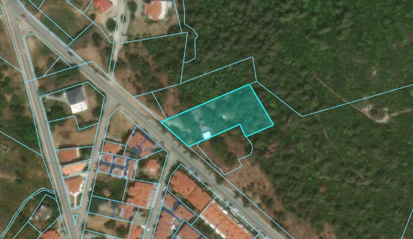 For Sale Land 2550 m² in Chalkidiki