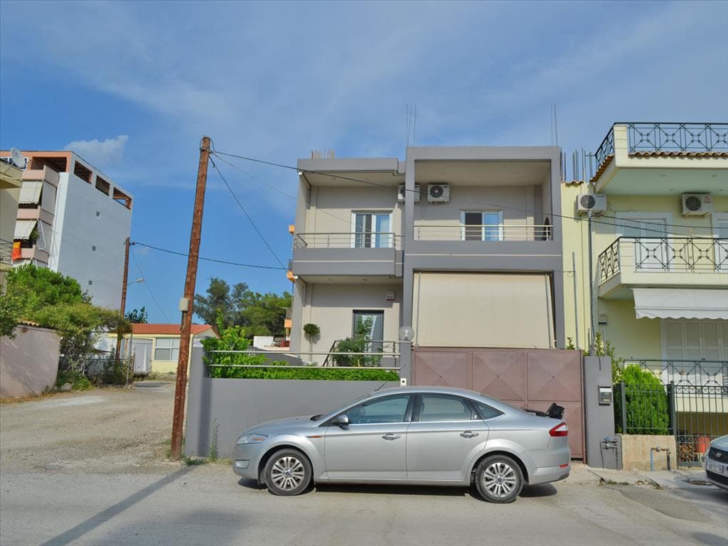 For Sale Maisonette 207 m² in Loutraki