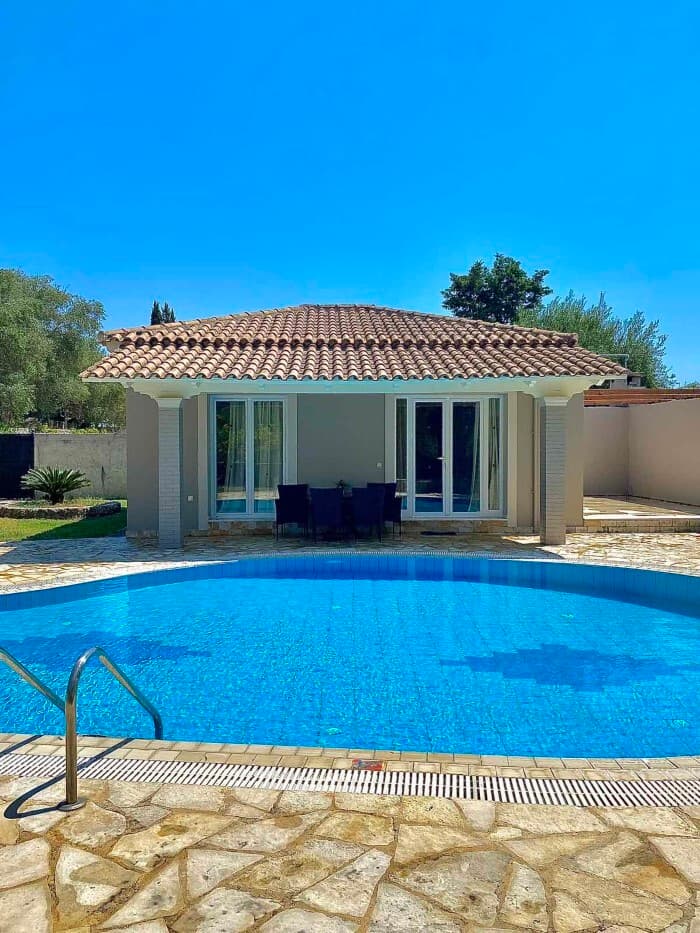For Sale Villa 65 m² in Corfu