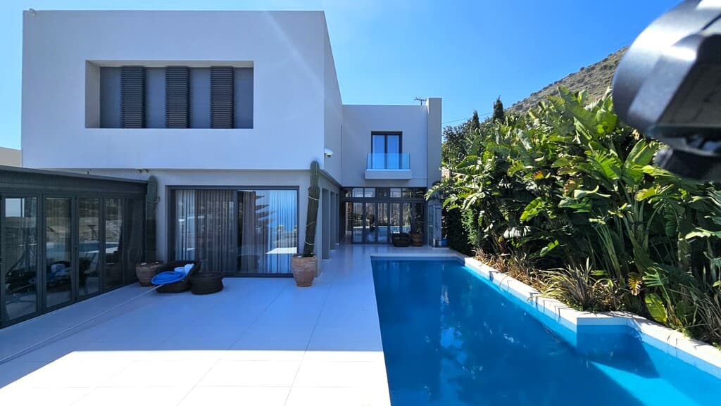 For Sale Villa 650 m² in Crete
