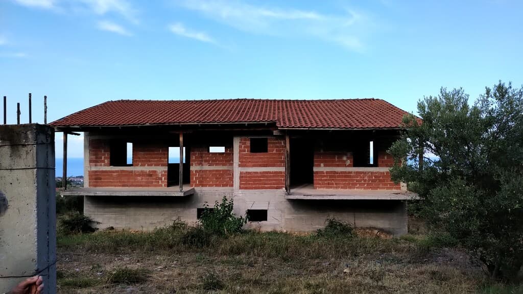 For Sale Maisonette 600 m² on the Olympic Coast