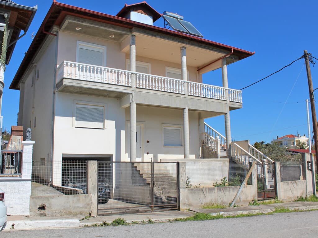 For Sale Detached house 293 m² on the Olympic Coast