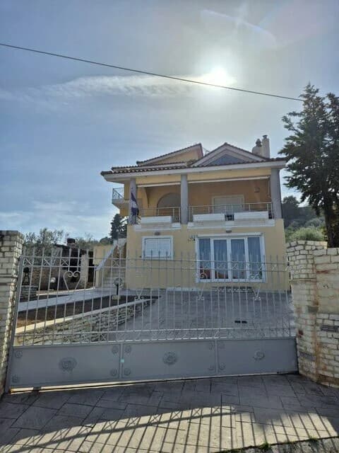 For Sale Detached house 250 m² in Peloponnese