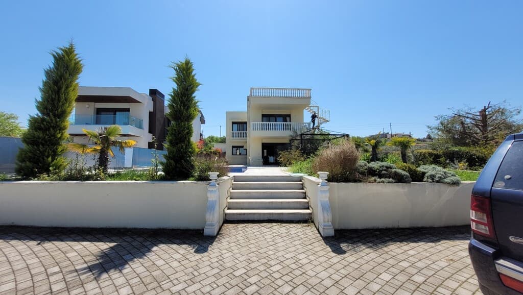 For Sale Villa 167 m² in the suburbs of Thessaloniki