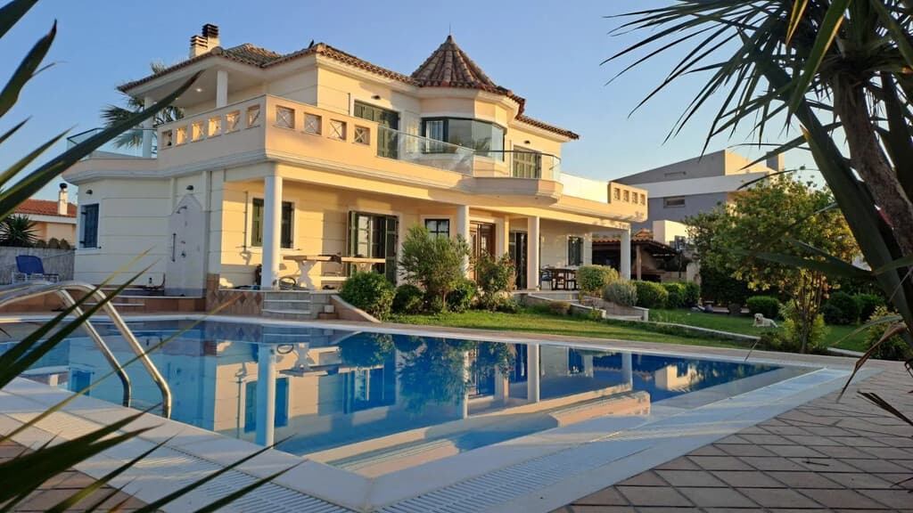 For Sale Villa 390 m² in Attica