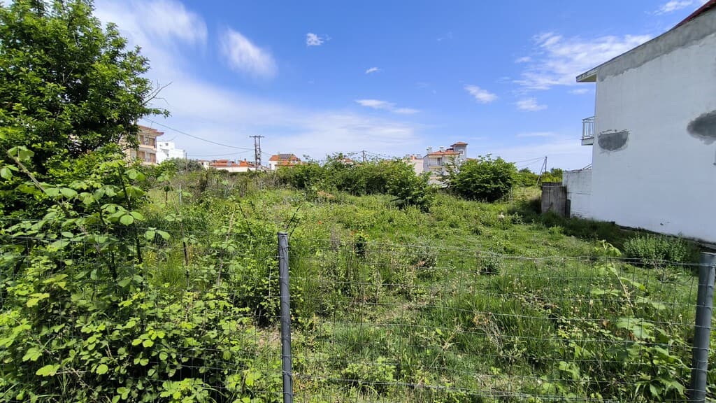 For Sale Land 640 m² on the Olympic Coast