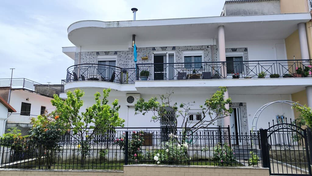 For Sale Detached house 250 m² on the Olympic Coast
