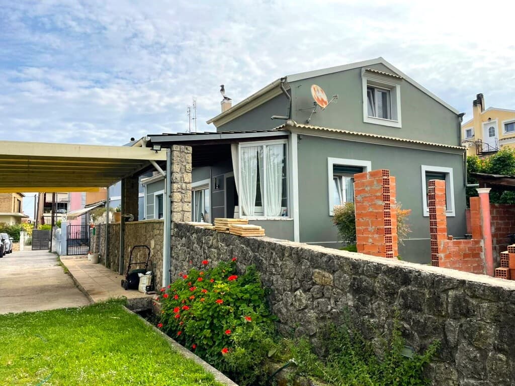 For Sale Detached house 140 m² in Corfu